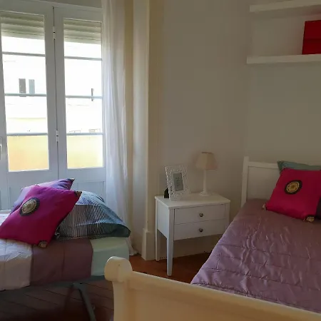 Aiyra Terrace 아파트 *